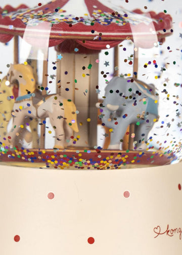 Sneeuwbol met lampje